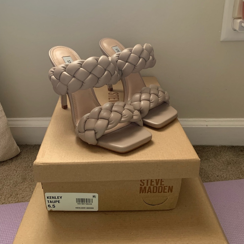 NWT Steve Madden Taupe Kenley Braided Stilletto